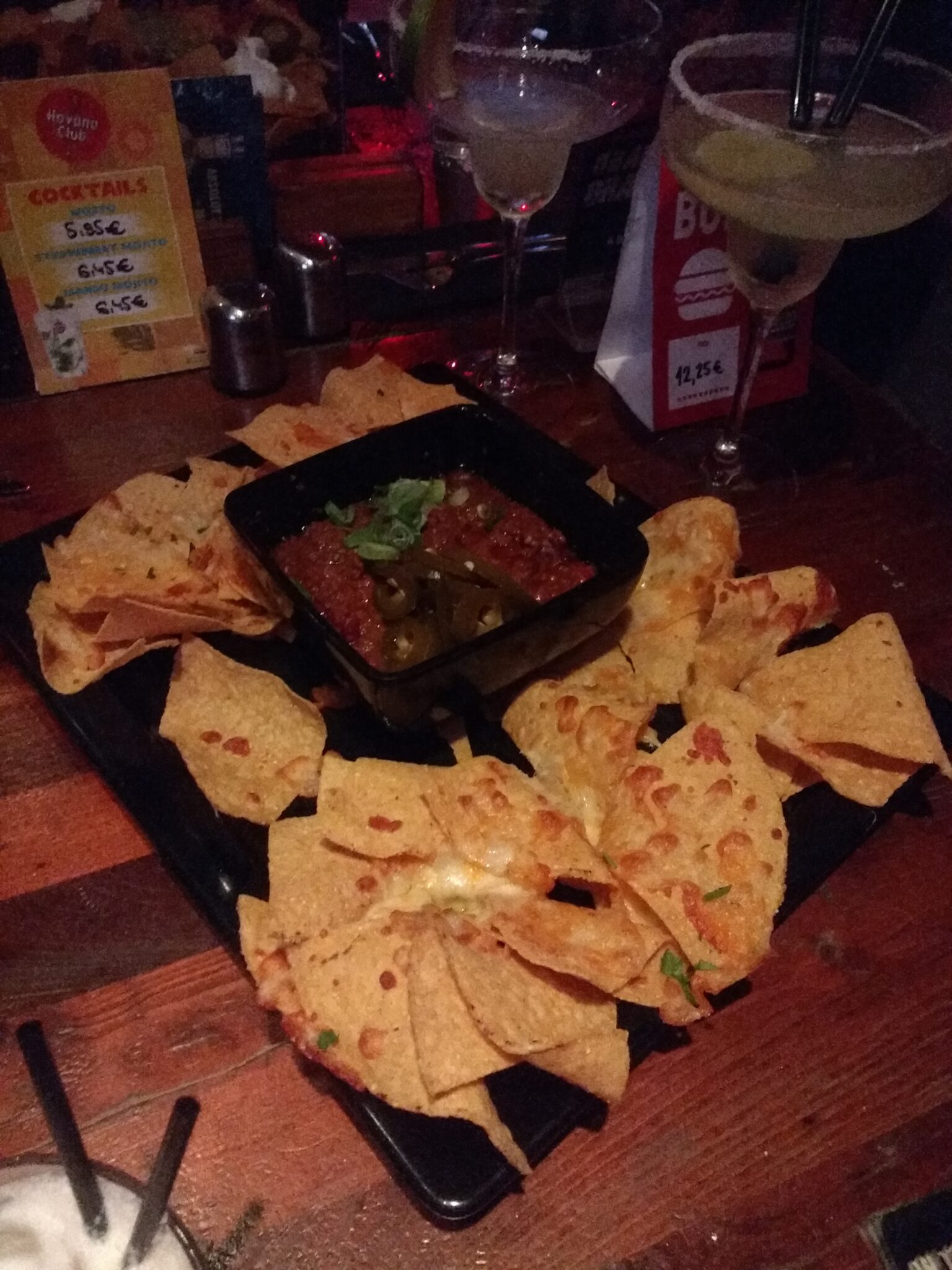 O que ver e fazer em St. Julian's, a cidade mais badalada de Malta